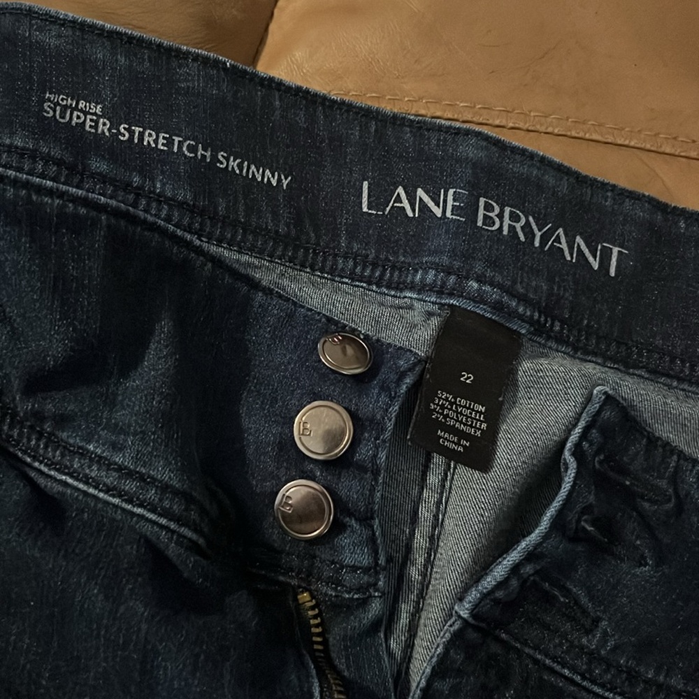 Lane Bryant High Rise 3 button jegging/jeans size 22 super stretch skinny